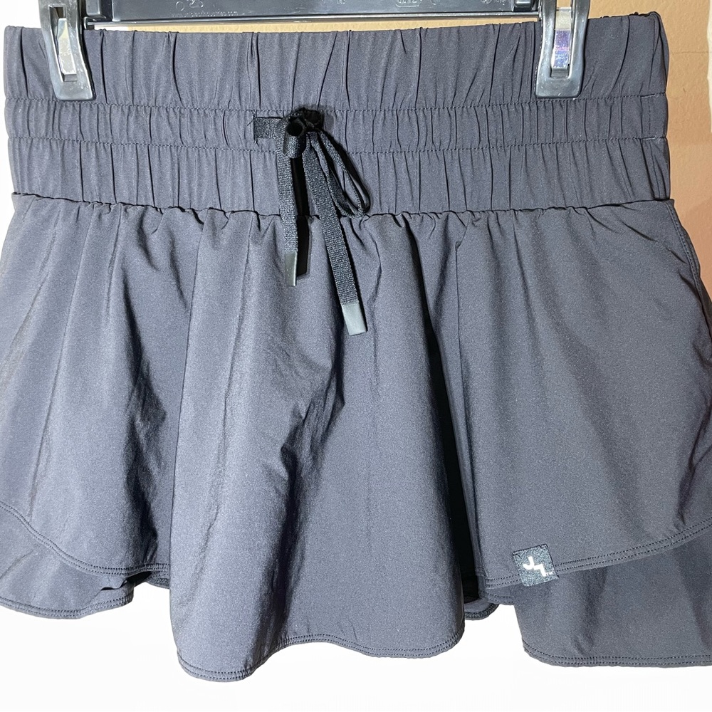 Women’s joylab black athletic skirt